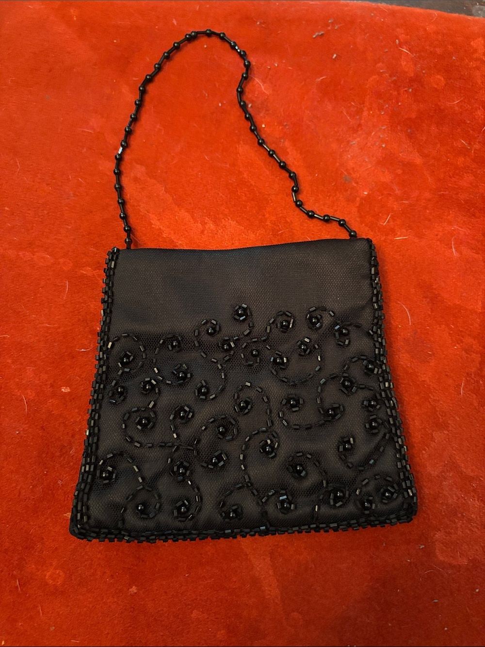Beaded Evening Clutch in black